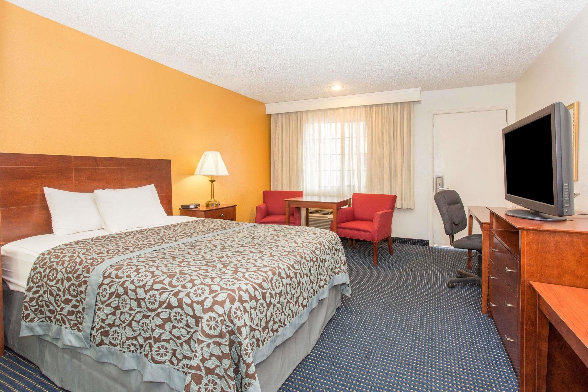 Days Inn By Wyndham Grand Junction Exterior photo