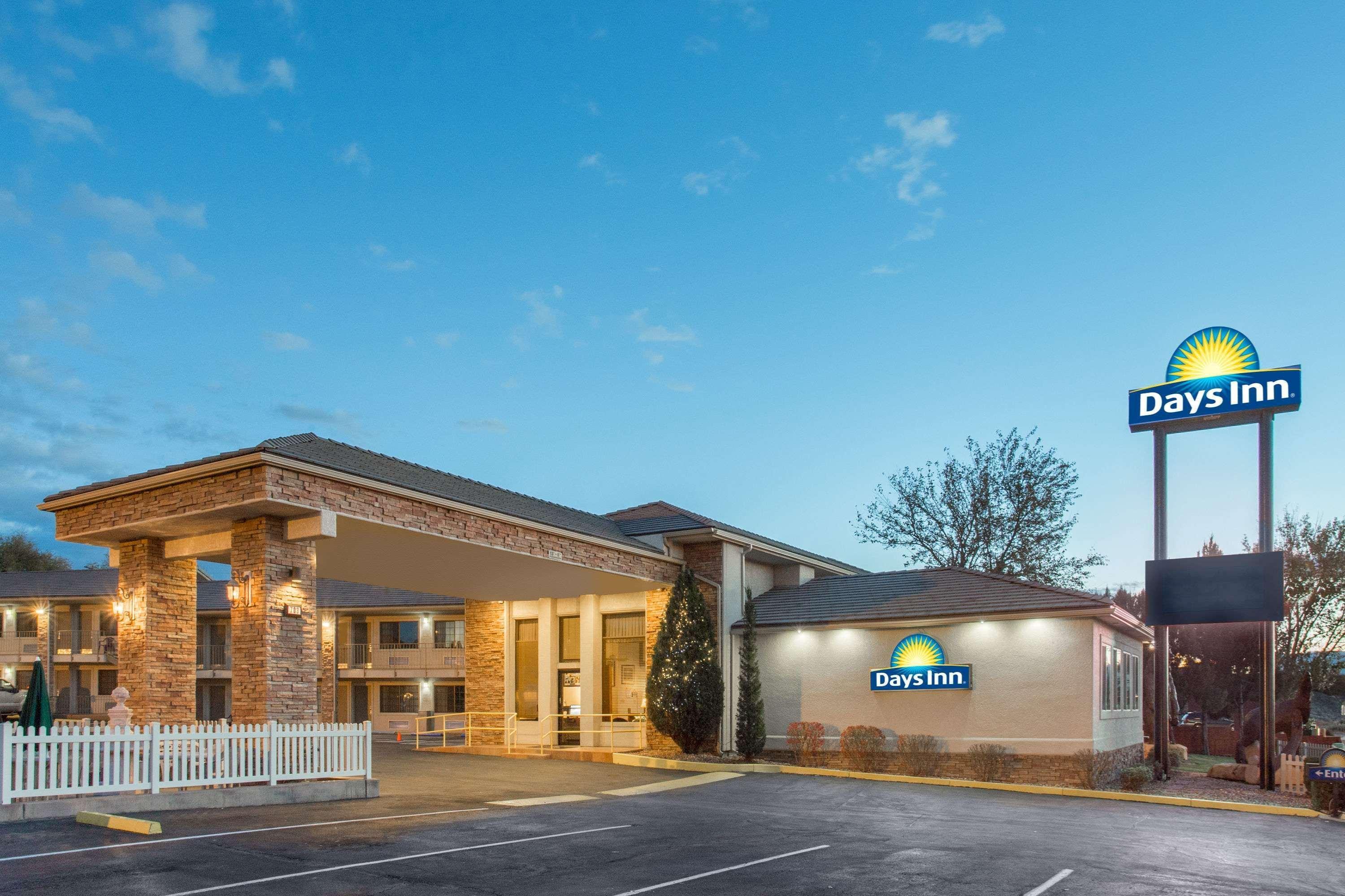 Days Inn By Wyndham Grand Junction Exterior photo